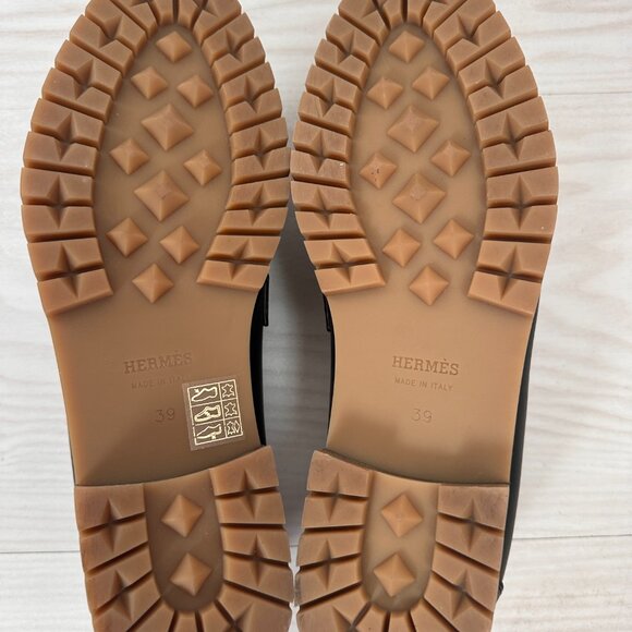 New Hermes Faubourg Loafer- 39 in Noir with Box, Dustbag, Receipt + Ribbon! - Picture 6 of 9